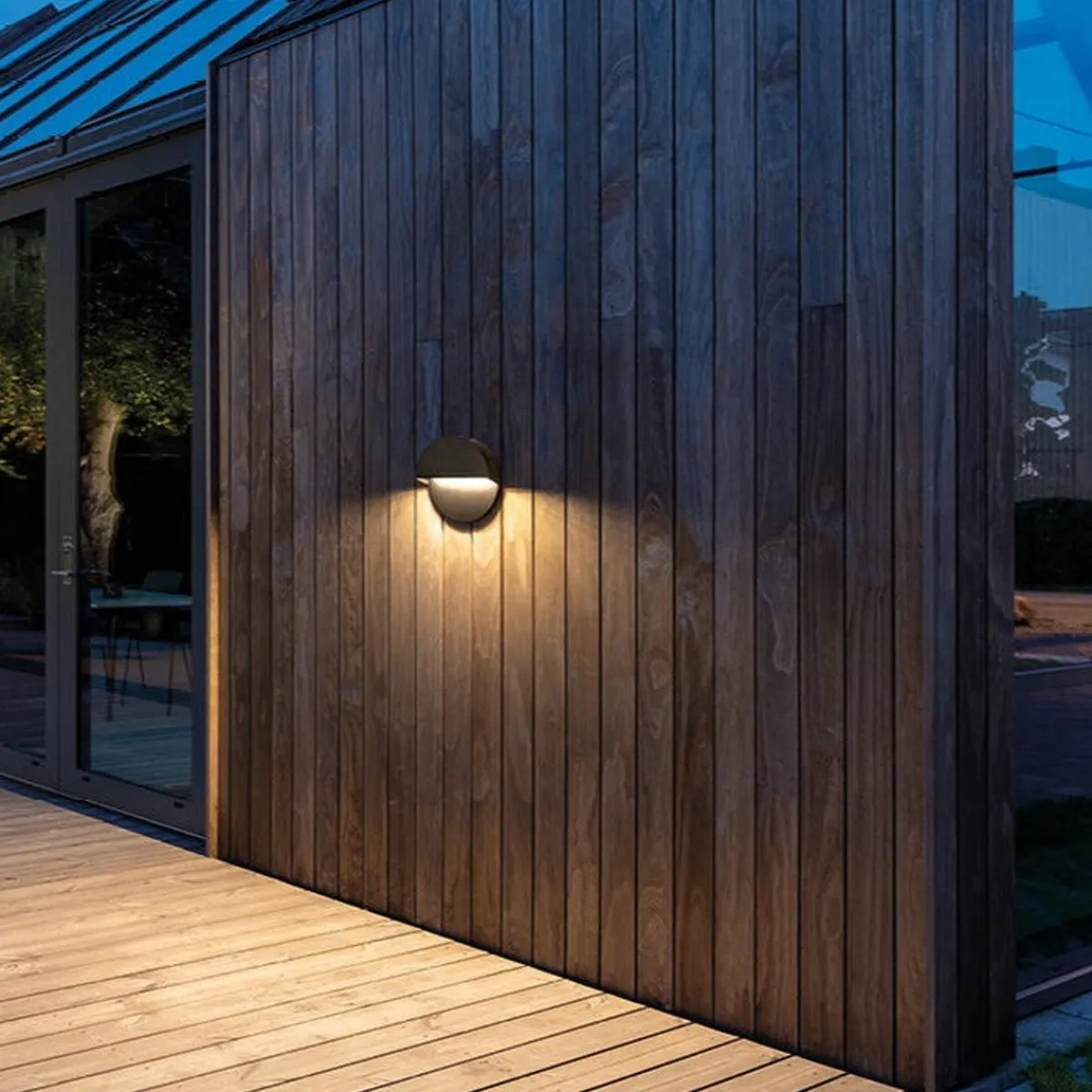 Utelamper Med Opp/Ned Lys>Sg Armaturen As Arlon round vegglampe utendørs 10W 3000 Kelvin IK10 IP65 - Dimbar