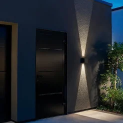 Lightup-Pris|Utelamper Med Opp/Ned Lys><noscript><img width=