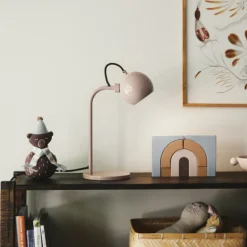 Barneromsbelysning>Frandsen Ball bordlampe