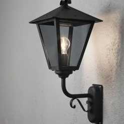 Utelamper - Klassiske Vegglamper>Konstsmide Benu vegglampe - Svart