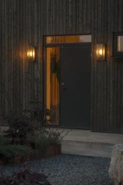 Lightup-Pris|Utelamper - Veggskjold / Plafond><noscript><img width=