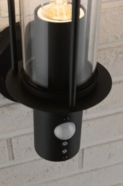 Utelamper - Klassiske Vegglamper><noscript><img width=