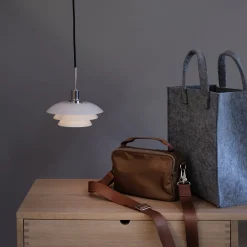 Kjøkkenbelysning Tak|Takpendler>Dyberg Larsen DL20 takpendel - Krom/Opal glass Krom / Opal