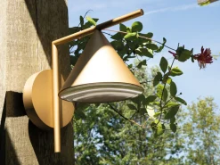 Utelamper - Klassiske Vegglamper><noscript><img width=