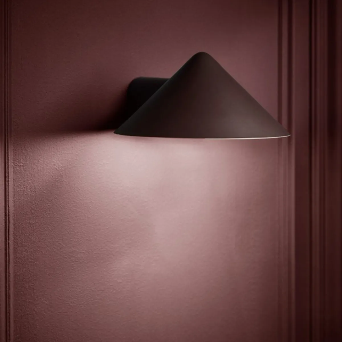 Oppladbare Bordlamper>Frandsen Grasp vegglampe