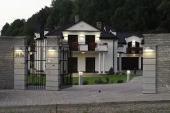 Lightup-Pris|Utelamper - Veggskjold / Plafond><noscript><img width=