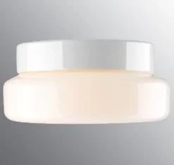 Baderomsbelysning Tak|Kjøkkenbelysning Tak>Ifø Electric Ifø Classic taklampe 24 cm IP44 Hvit