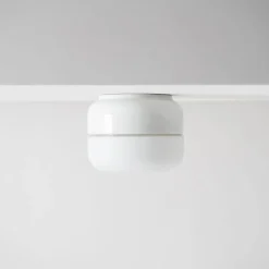 Baderomsbelysning Tak|Baderomsbelysning Vegg>Ifø Electric Ifø Ohm 140 / 115 tak/vegg 10W LED dimbar IP44 - 3000K