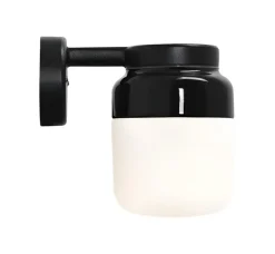 Utelamper - Veggskjold / Plafond|Baderomsbelysning Vegg>Ifø Electric Ifø Ohm 140/205 vegglampe IP44