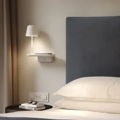 Vegglamper Med Usb|Leselamper><noscript><img width=