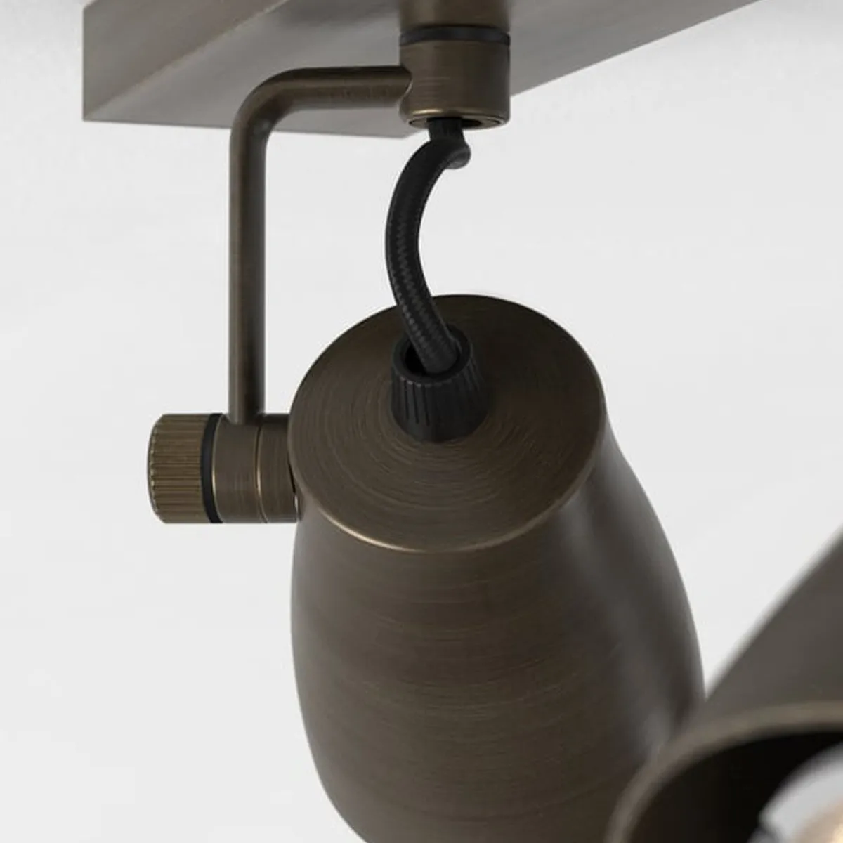 Kjøkkenbelysning Tak|Spotter & Skinner>Astro Lighting Juno four bar spotskinne Bronse