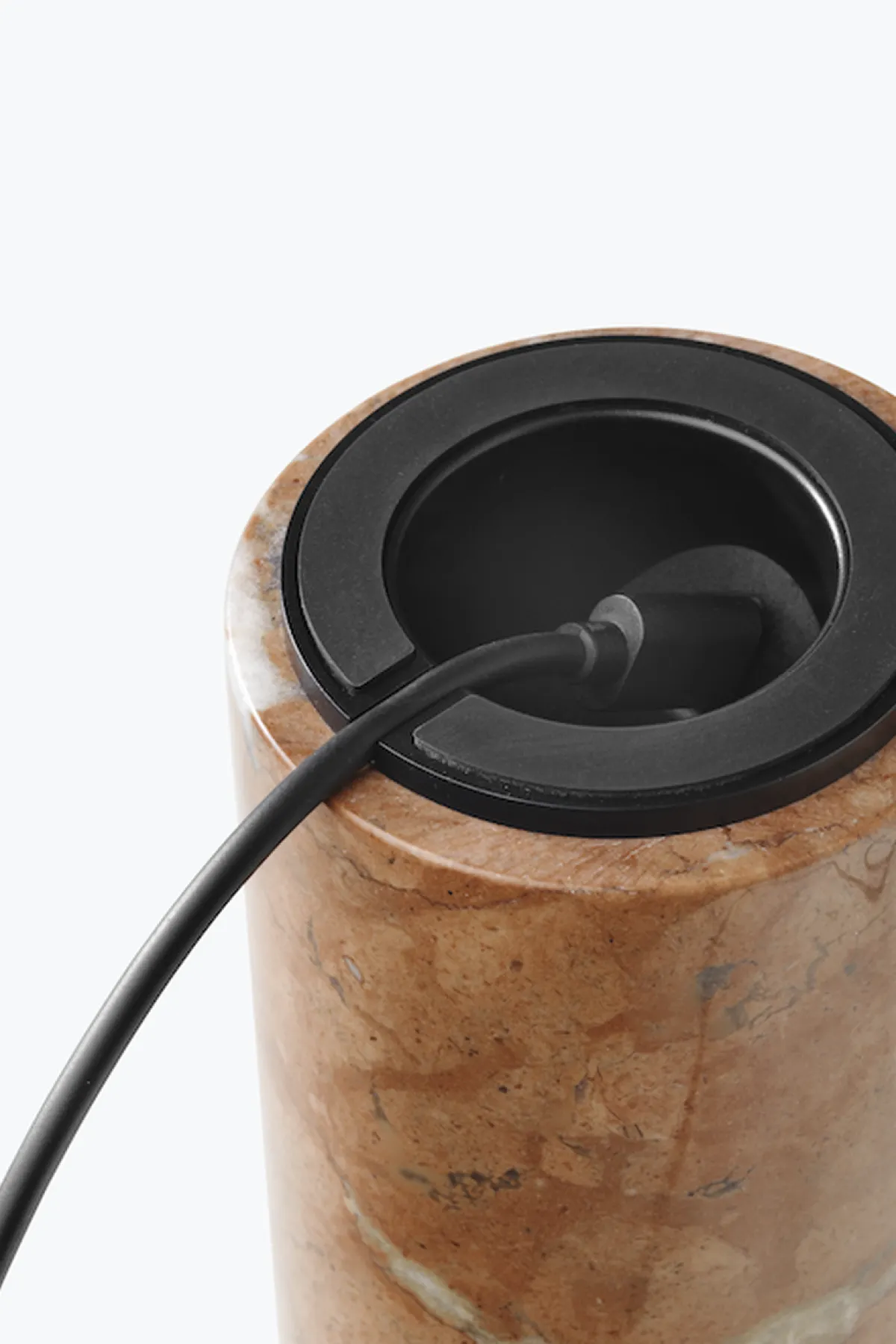 Oppladbare Bordlamper>New Works Kizu Portable bordlampe - Rustfarget Marmor Brun