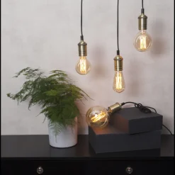 Dekorpære E27|Led-Pærer E27 Sokkel>Star Trading LED-pære 3,7W dimbar, Vintage Gold 80mm Amber