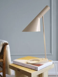 Louis Poulsen><noscript><img width=