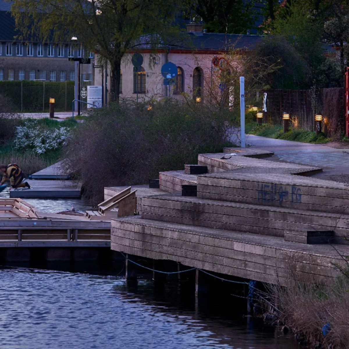 Pullert|Louis Poulsen>Louis Poulsen Bysted Pullert M/Fotplate - Corten