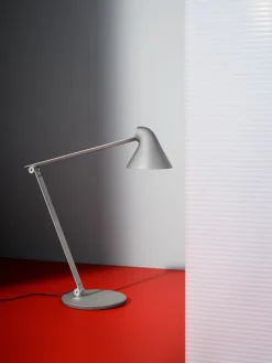 Louis Poulsen><noscript><img width=