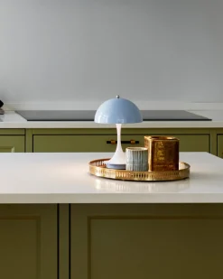 Louis Poulsen|Barneromsbelysning><noscript><img width=