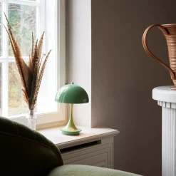 Louis Poulsen|Barneromsbelysning><noscript><img width=