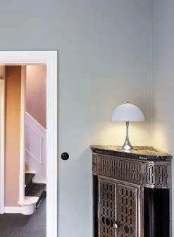 Louis Poulsen><noscript><img width=