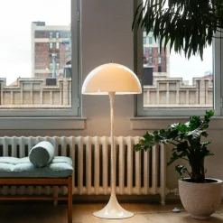 Interiørlamper Gulv|Louis Poulsen>Louis Poulsen Panthella gulvlampe Hvit / Opal