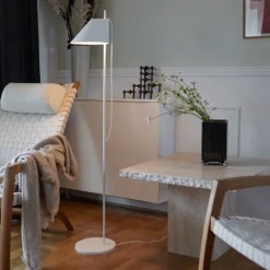 Leselamper Gulv|Louis Poulsen><noscript><img width=