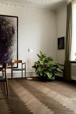 Leselamper Gulv|Louis Poulsen><noscript><img width=