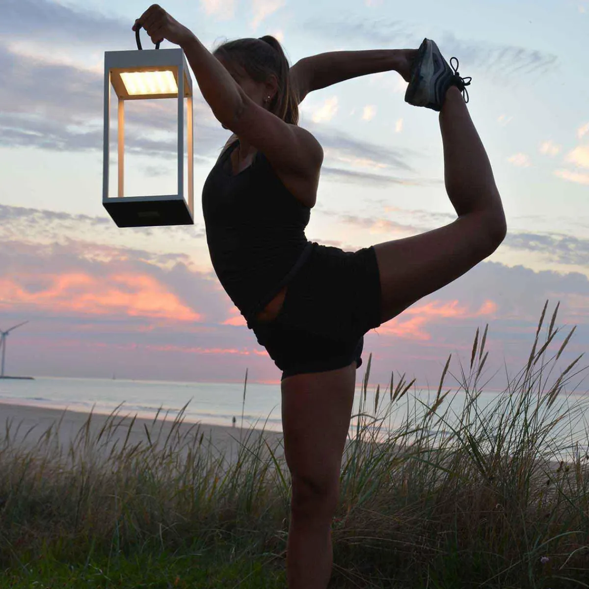 Lykter|Oppladbare Bordlamper>LOOM Design Lucerna lanterne/lykt 30 cm IP65 - Hvit