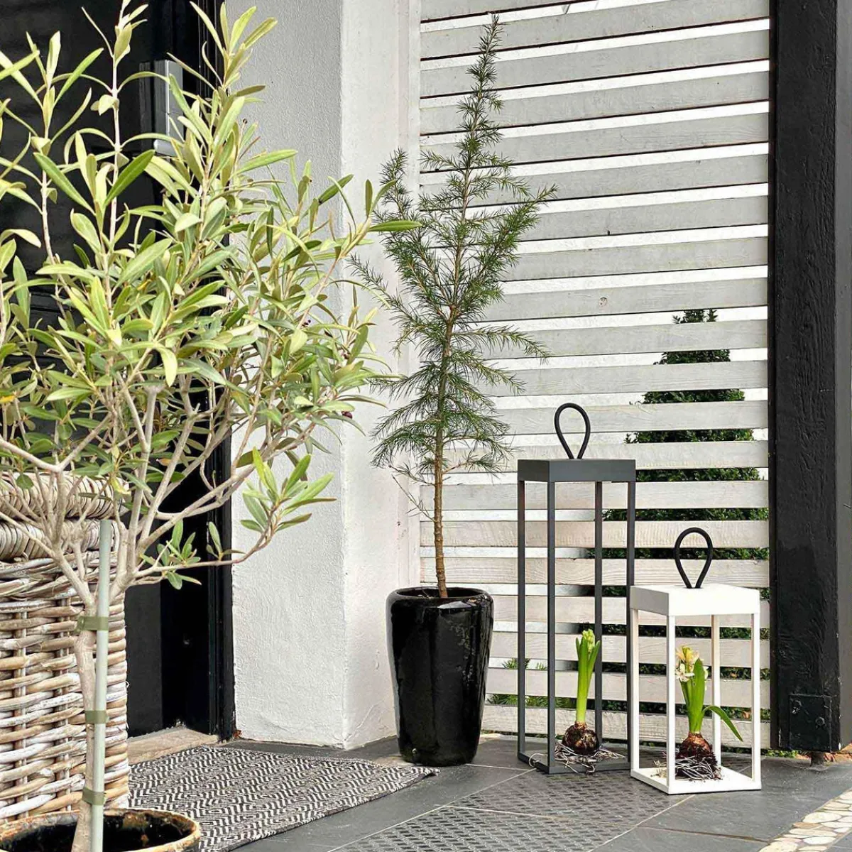 Lykter|Oppladbare Bordlamper>LOOM Design Lucerna lanterne/lykt 30 cm IP65 - Hvit