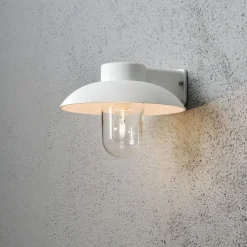 Utelamper - Klassiske Vegglamper><noscript><img width=