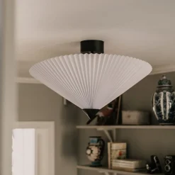 Kjøkkenbelysning Tak|Taklamper / Takplafonder>Globen Lighting Matisse Plafond - Svart