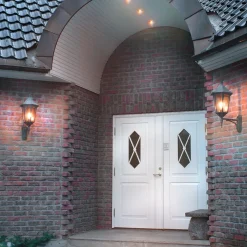 Lightup-Pris|Utelamper - Klassiske Vegglamper><noscript><img width=