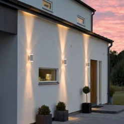 Lightup-Pris|Utelamper Med Opp/Ned Lys>Konstsmide Modena vegglampe I opp/ned - Hvit