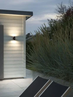 Utelamper Med Opp/Ned Lys>Konstsmide Modena vegglampe opp/ned utendørs 2x4W 3000K IP44 - Svart