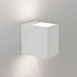 Vegglamper Med Opp/Ned Lys><noscript><img width=