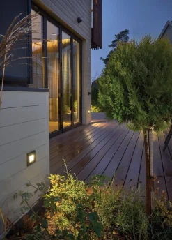 Lightup-Pris|Utelamper - Veggskjold / Plafond><noscript><img width=