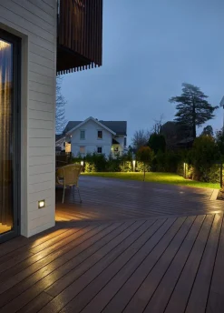 Lightup-Pris|Utelamper - Veggskjold / Plafond><noscript><img width=