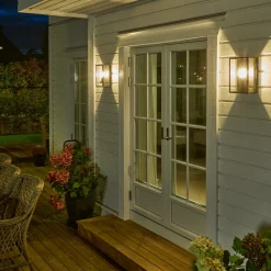 Lightup-Pris|Utelamper - Veggskjold / Plafond><noscript><img width=