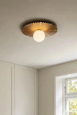 Baderomsbelysning Tak|Interiørlamper>Nuura Liila Muuse vegglampe/taklampe - medium - Messing / Opal