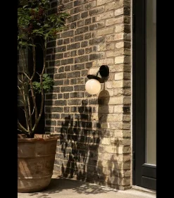 Utelamper - Klassiske Vegglamper|Baderomsbelysning Tak><noscript><img width=