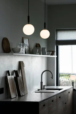 Kjøkkenbelysning Tak|Takpendler>Nuura Miira 1 large Svart / Opal