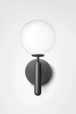 Interiørlamper>Nuura Miira vegglampe Svart / Opal