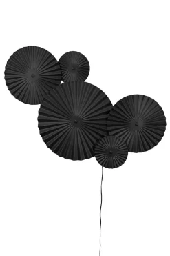 Interiørlamper>Globen Lighting Omega vegglampe - Svart