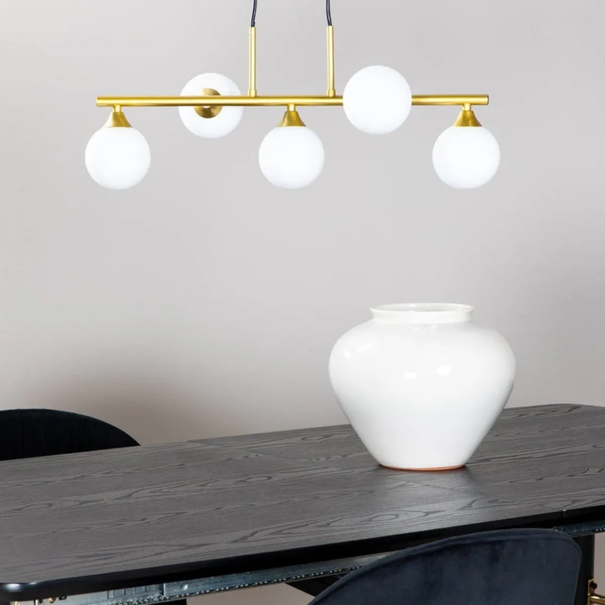 Kjøkkenbelysning Tak|Takpendler>Venture Home Orb takpendel 63 cm - Opal/Messingfarget