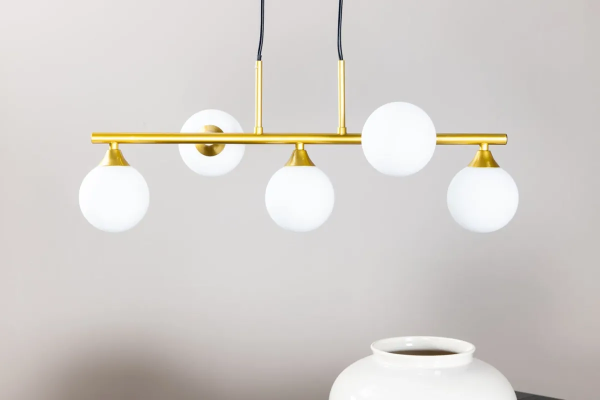 Kjøkkenbelysning Tak|Takpendler>Venture Home Orb takpendel 63 cm - Opal/Messingfarget