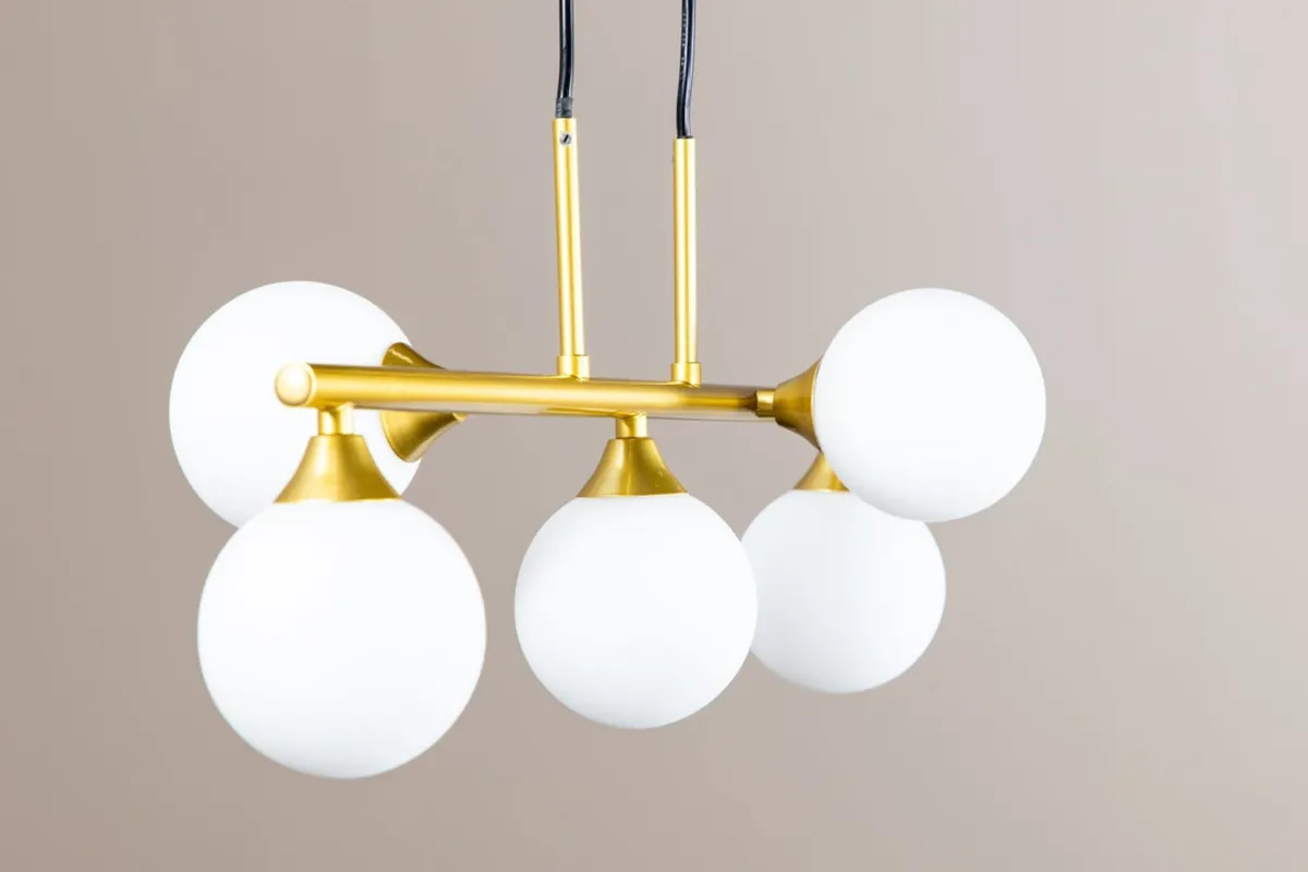 Kjøkkenbelysning Tak|Takpendler>Venture Home Orb takpendel 63 cm - Opal/Messingfarget