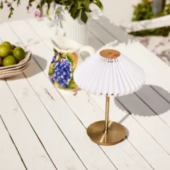 Oppladbare Bordlamper>Halo Designs Paris to go bærbar bordlampe