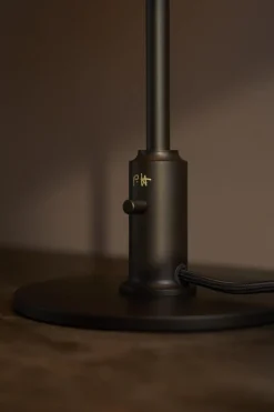 Louis Poulsen><noscript><img width=