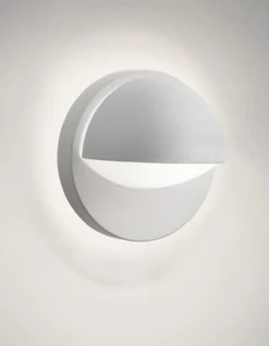 Utelamper - Klassiske Vegglamper><noscript><img width=