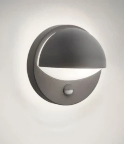 Utelamper - Klassiske Vegglamper>Philips myGarden Juni vegglampe utendørs IP44 E27 m/sensor - Antrasitt