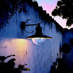 Utelamper - Klassiske Vegglamper><noscript><img width=